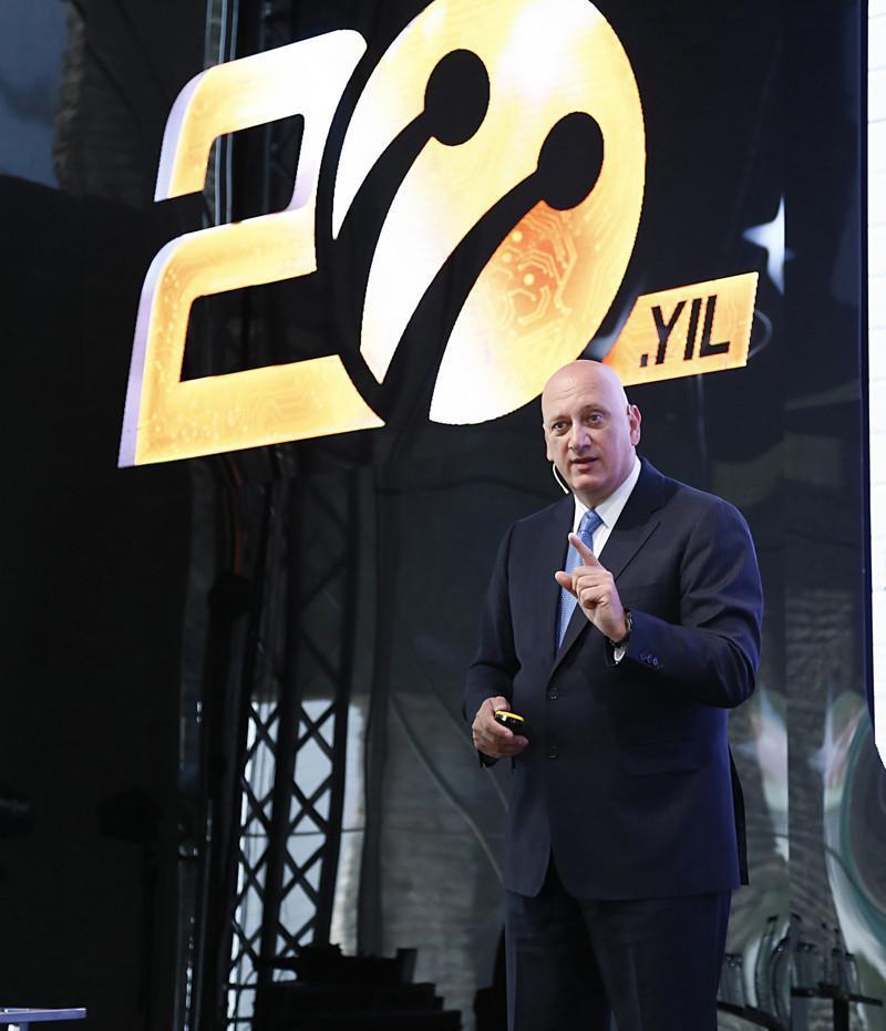 Turkcell şebekesi 3G hızını üçe katladı