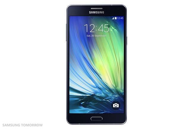 Samsung Galaxy A7 resmiyet kazandı