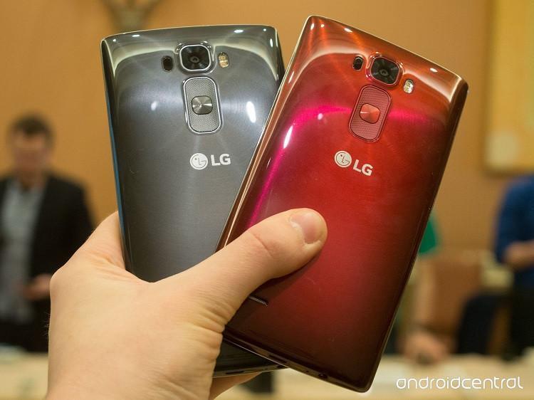 LG G Flex 2nin fiyatı düşmeye devam ediyor