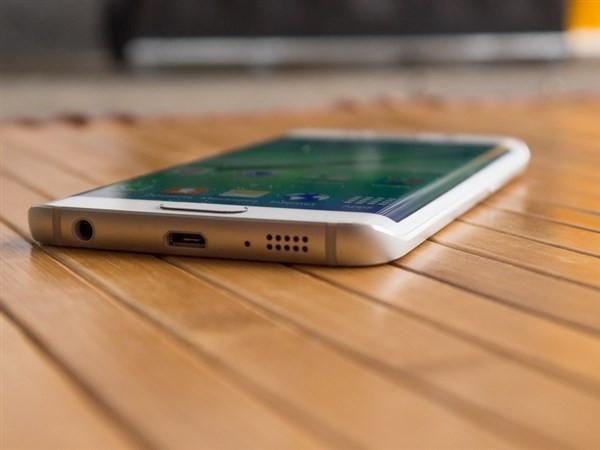 Samsung Galaxy S6 ve S6 Edge eğilme testi