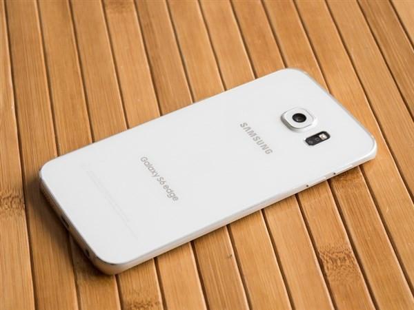 Samsung Galaxy S6 ve S6 Edge eğilme testi