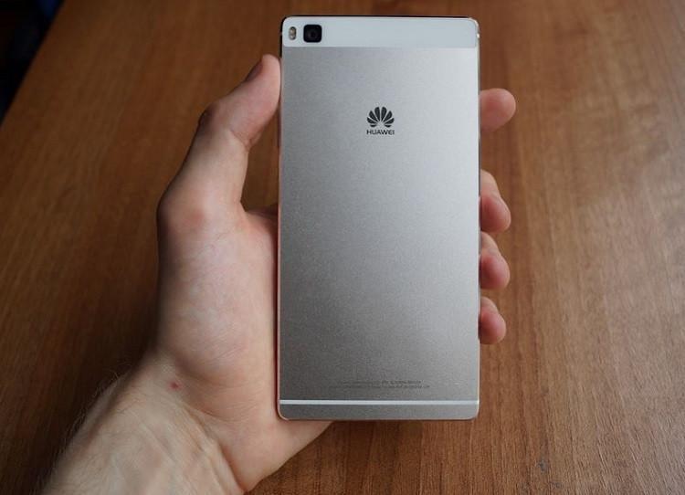 Huawei P8 satışa sunuldu