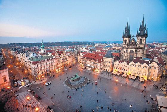 Herkese sürprizleri olan masal kenti: PRAG