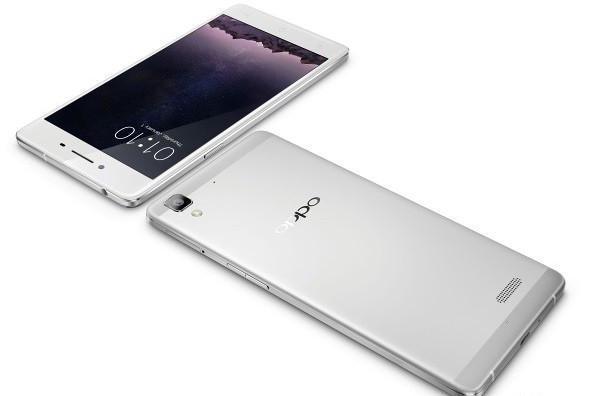 Oppo, R7 ve R7 Plusı resmen duyurdu