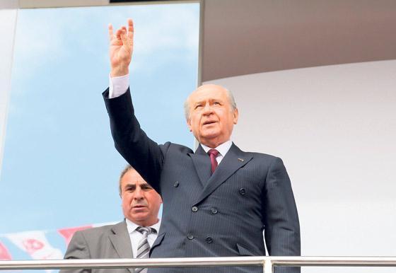 Devlet Bahçeli AKP-CHP koalisyonunu kurduruyor...