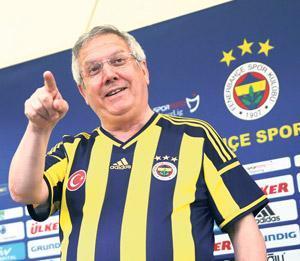 Aziz Yıldırım’ın çocuklarıma gönderdiği Fenerbahçe forması...