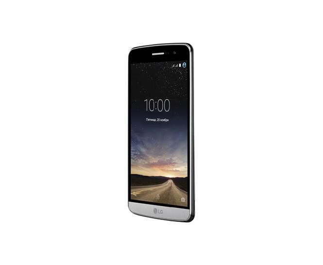 LG yeni telefonunu tanıttı