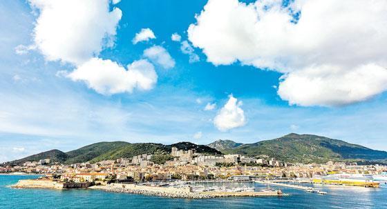 Denizde bir dağ: Korsika