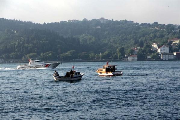 Rus savaş gemileri peş peşe İstanbul Boğazından geçti