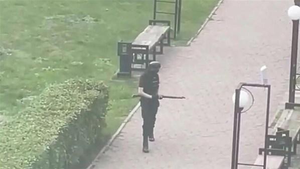 Rusyada üniversitede silahlı saldırı Öğrenciler pencereden atladı