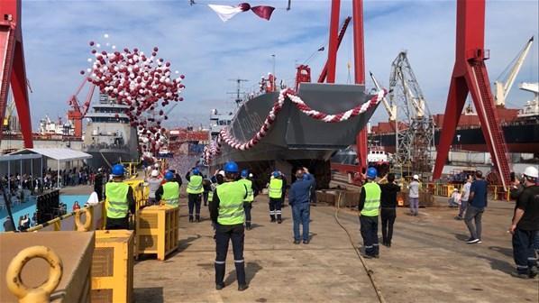 Türkiye’de üretildi, Katar’a gidiyor Yeli üretim çıkarma gemisi denize indirildi