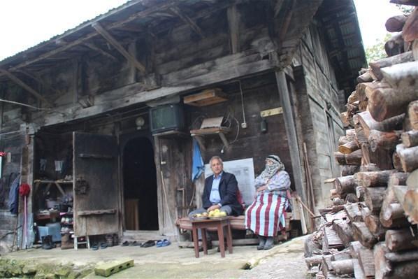 Myanmardaki darbe sonrası görevine dönemeyen büyükelçi, çiftçi oldu