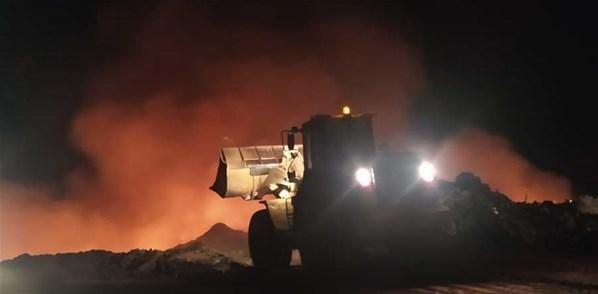 Ankarada olaylı gece Çöplükte patlama sonrası yangın