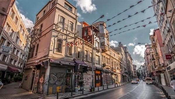 İstanbul zirvede yer alıyor Bakan Ersoy böyle duyurdu