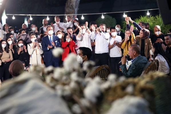 Cumhurbaşkanı Erdoğan gençlerle bir araya geldi
