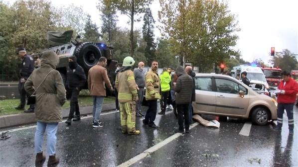 Zırhlı polis aracı 6 araca çarptı: 3 yaralı
