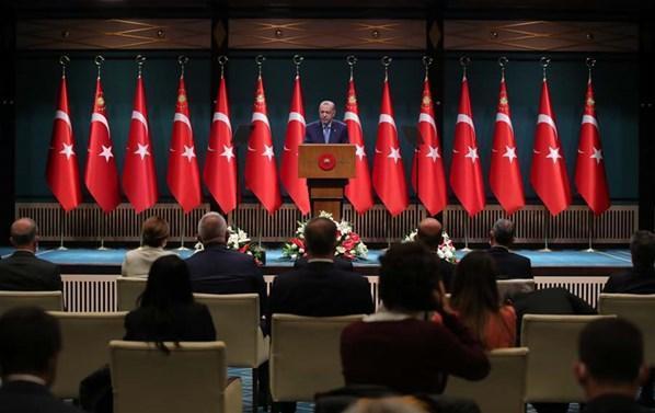 Cumhurbaşkanı Erdoğandan büyükelçilerin geri adımına ilk tepki: Saygı duymayan ülkemizde barınamaz