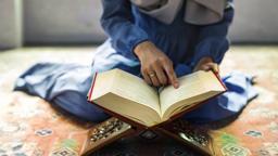 İnşikak Suresi Türkçe Arapça okunuşu ve tefsiri! İnşikak Suresi okumanın yararları ve faziletleri