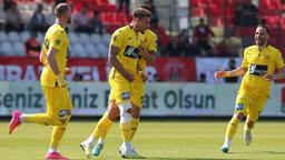 Ankaragücü 3 puanı aldı Ümraniyespor'u TFF 1.Lig'e yolladı