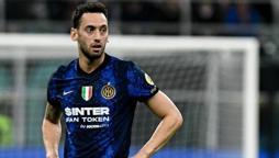 Hakan Çalhanoğlu'na İtalya Futbol Federasyonu'ndan ceza