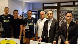 Fenerbahçe'de taşlar yerinden oynuyor! Mourinho değil Mario Branco ayrıldı, işte yeni sportif direktör...