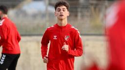 Karşıyaka'ya Adem Yeşilyurt dopingi! Fenerbahçe'ye gitti, zengin etti