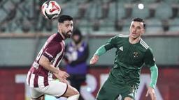 Esenler Erokspor-Bandırmaspor maçında 2 gol ve 1 kırmızı kart vardı