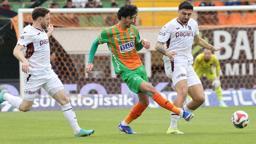 Alanyaspor – Trabzonspor maçında kazanan çıkmadı, Fırtına ağır darbe aldı