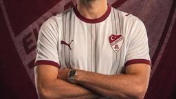 101 gol ile zirveye çıkan yıldız isim Elazığspor'a imza attı!