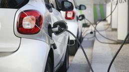 EPDK'dan flaş fiyat açıklaması! Elektrikli araba sahiplerini kapsıyor!