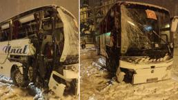 Amasya - Merzifon'da yolcu otobüsü bariyerlere çarptı: 30 yaralı