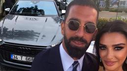 Arda Turan Sevgililer Günü için garsona arabasını ödünç verdi!