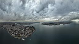 İstanbul’u kara bulutlar kapladı