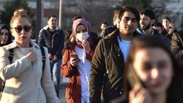 Okulda, sınıfta, otobüste, uçakta maske takılacak mı? Resmen belli oldu, tek şartı var