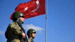 Türkiye'den Yunanistan’a yasa dışı yollarla geçmeye çalışan 3 kişi yakalandı