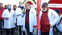 Polisle doktorlar arasında arbede   