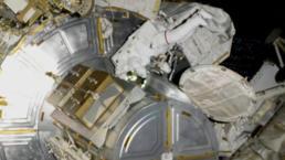 NASA astronotları ‘uzay yürüyüşüne’ başladı