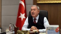 Bakan Akar'dan komutanlarla toplantı