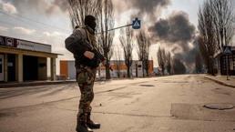 Rusya, Kiev’de akaryakıt deposunu bombaladı