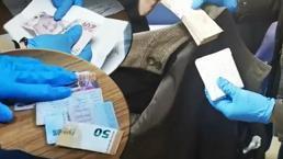 Tapu memurunun ceplerinden para fışkırdı! Rüşvetten gözaltına alındı
