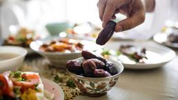 2022 iftar vakitleri! İstanbul, Ankara, İzmir’de iftar saat kaçta? Oruç saat kaçta açılacak? İstanbul, Ankara, İzmir iftar saati!
