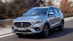 Yeni MG ZS iki yeni benzinli versiyonuyla Türkiye’de!