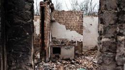 Ukrayna, Rus askerlerinin saklandığı binayı top atışlarıyla vurdu