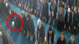 Teravih namazında kalp krizinden öldü