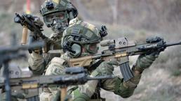 Türk komandolarından sıcak çatışma! 12 terörist öldürüldü