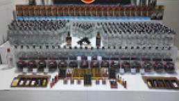 Kaçak içki ve cinsel içerkli ürün ele geçirildi