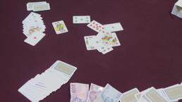 Bağcılar'da kumar operasyonu; 9 kişiye 16 bin 344 lira ceza