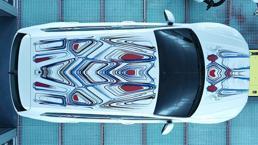 Robotla boyanmış sanat otomobili!