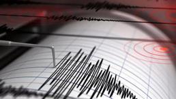 Van beşik gibi sallanıyor! Korkutan bir deprem daha meydana geldi
