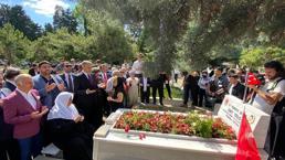 15 Temmuz şehitleri kabirleri başında anıldı